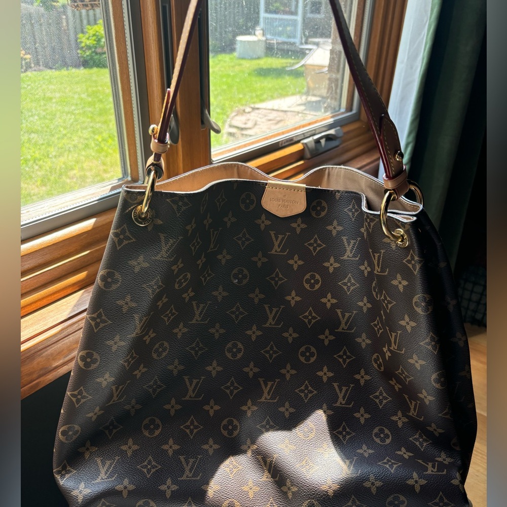 Louis Vuitton Graceful MM hobo